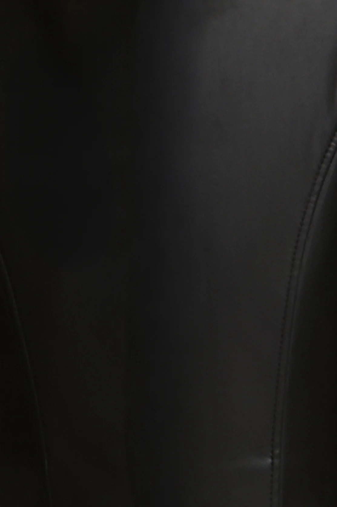 Puff Sleeve Leather Top - Builderot