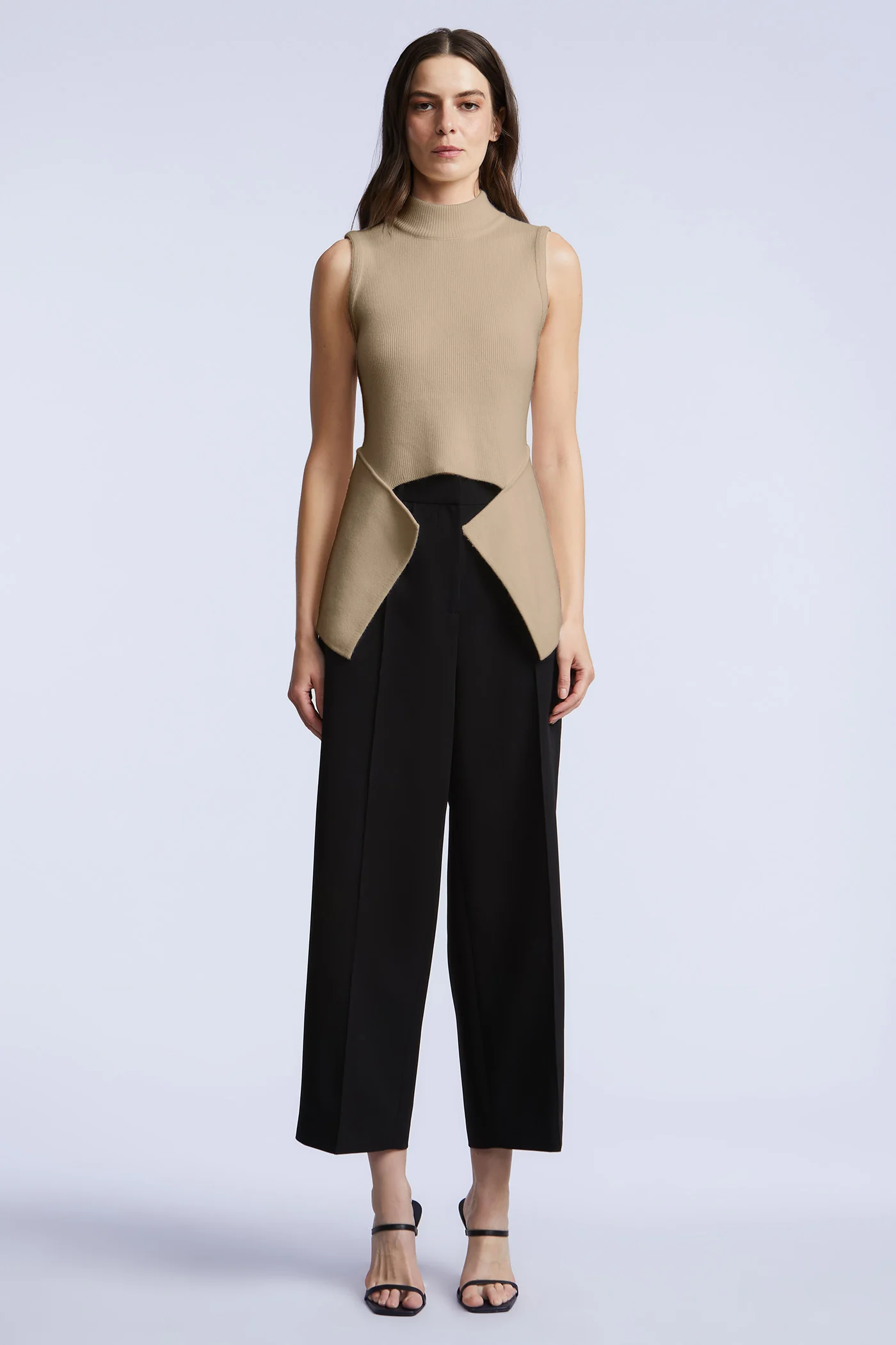 Rhea Sweater - Builderot