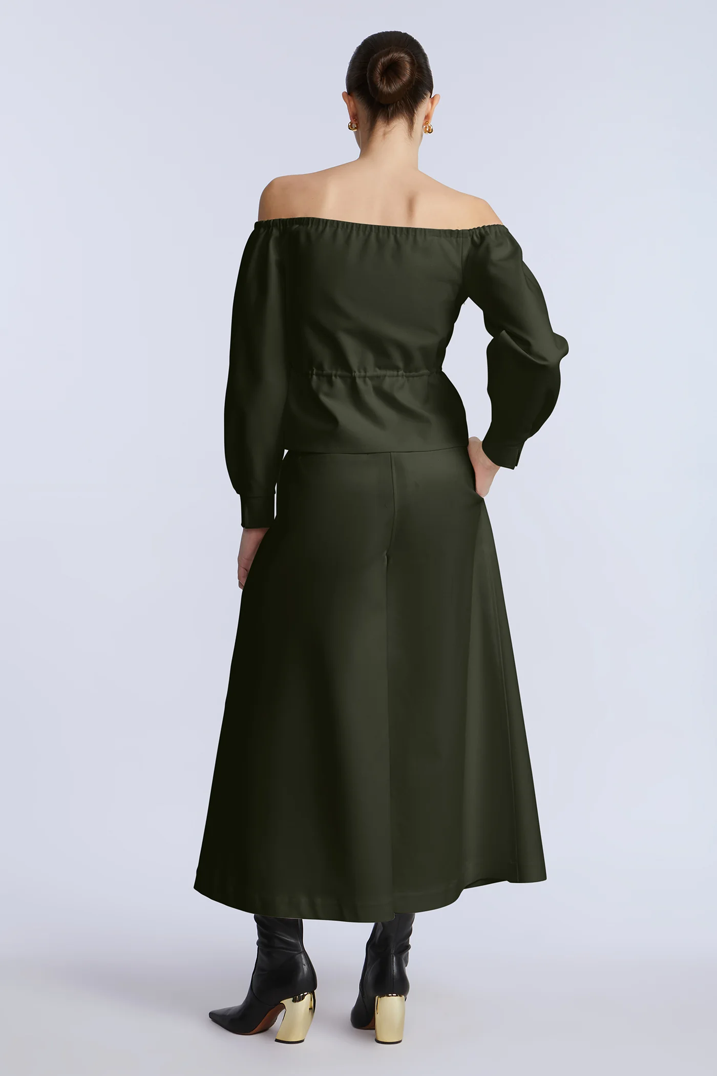 Pleated Front Crop Pant - Builderot