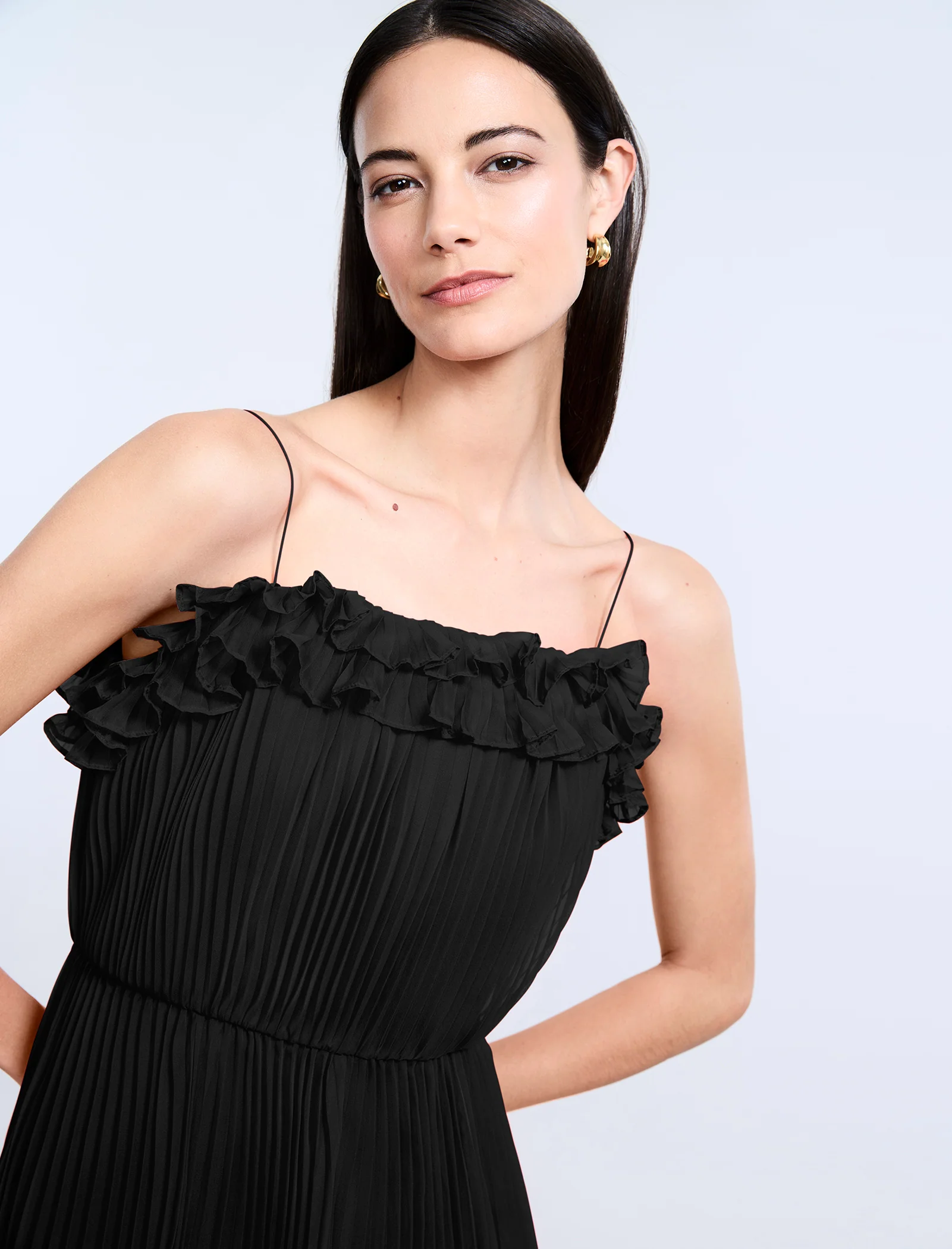 Shirring Ruffle Gown - Builderot