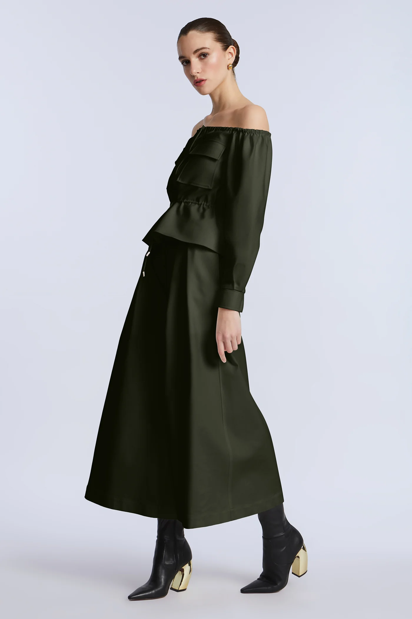 Pleated Front Crop Pant - Builderot