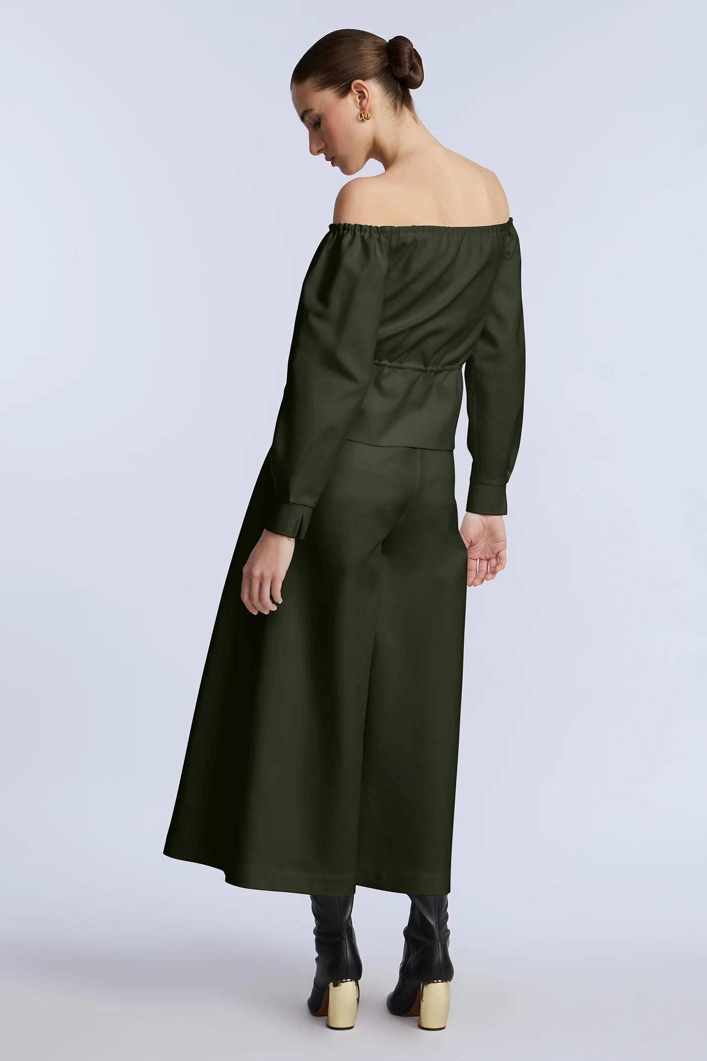 Pleated Front Crop Pant - Builderot