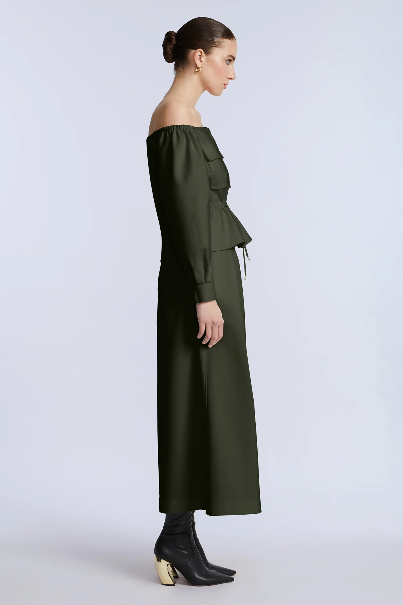 Pleated Front Crop Pant - Builderot