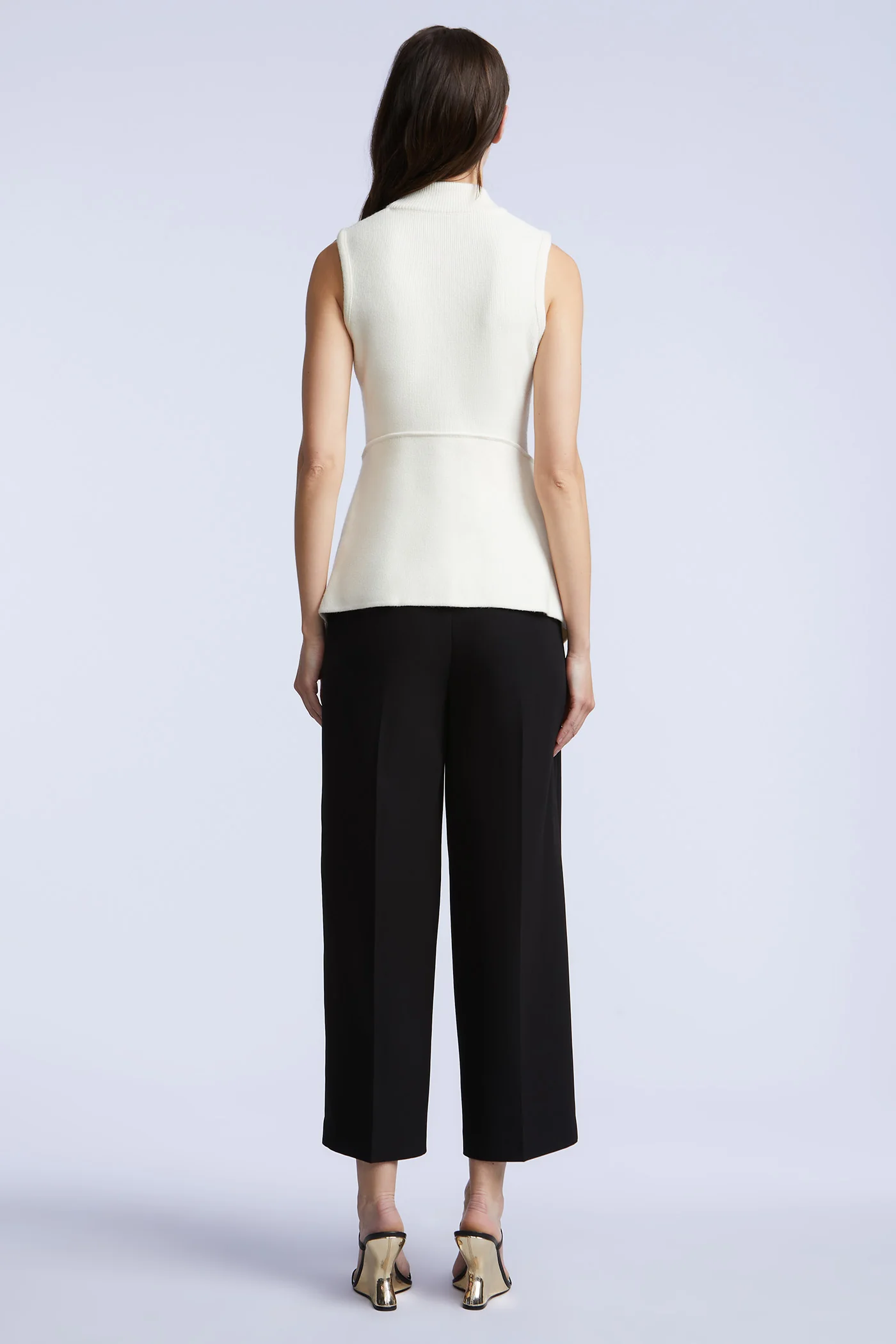 Rhea Sweater - Builderot