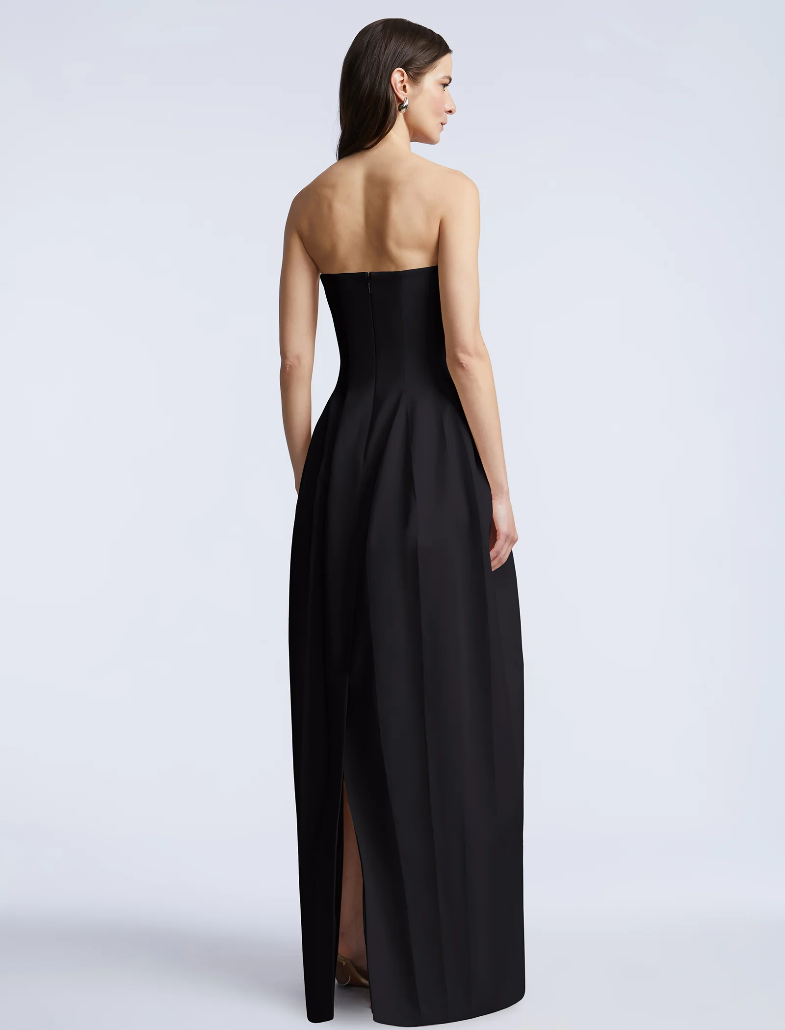 Solid Structured Gown - Builderot