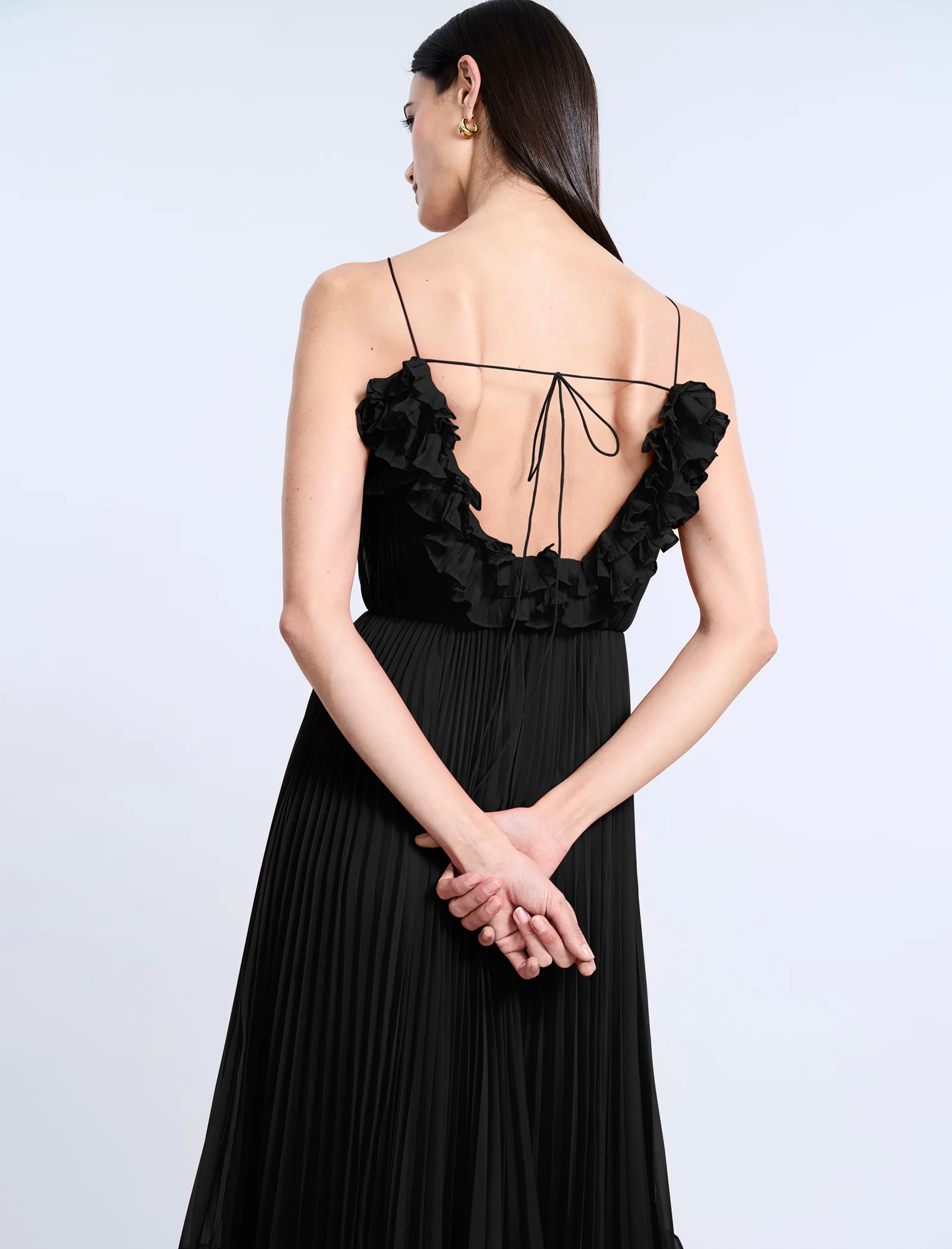 Shirring Ruffle Gown - Builderot