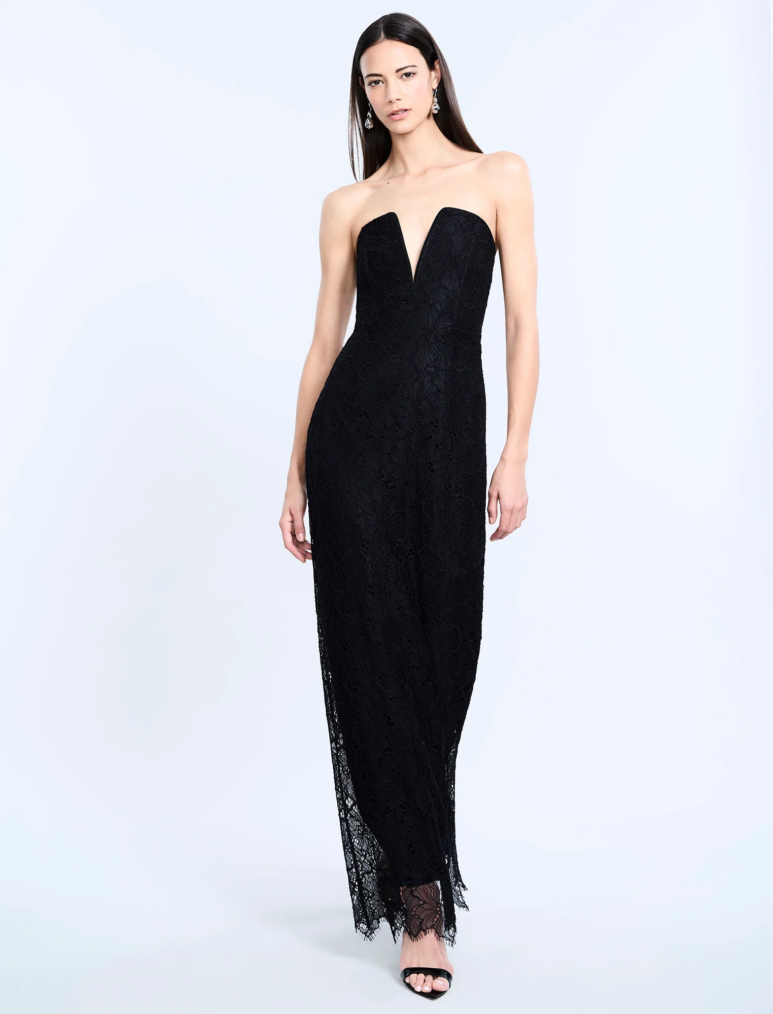 Lace Strapless V Neckline Gown - Builderot